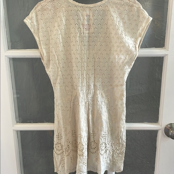 Johnny Was Cream V-Neck Eyelet Blouse - Picture 3 of 3
